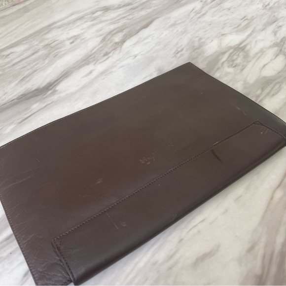 Rare GUCCI Metal Trim Brown Envelope Bag with Shoulder Strap - Picture 15 of 16